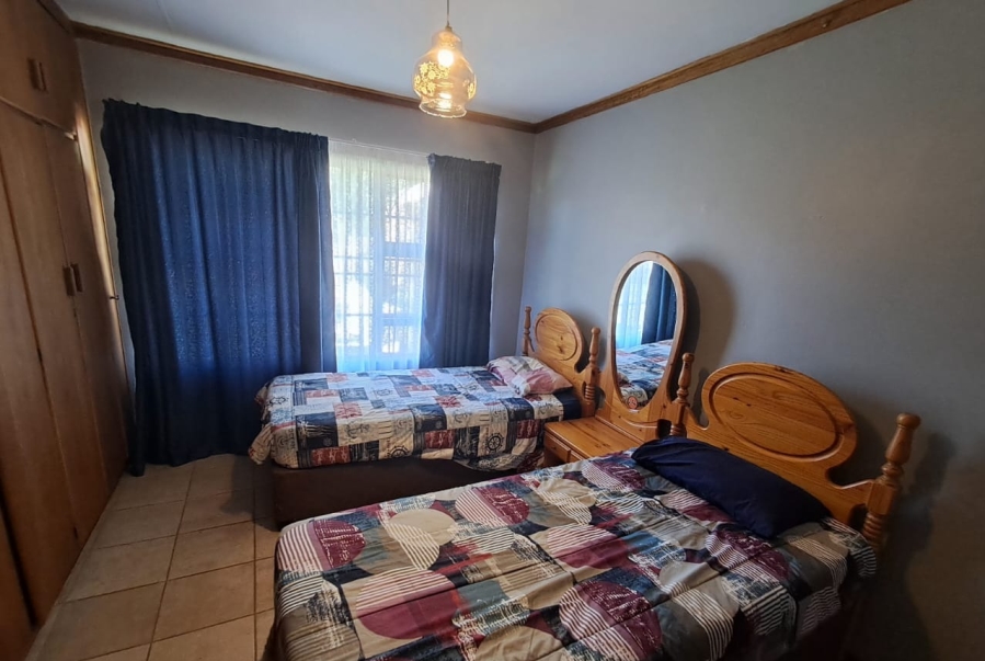 6 Bedroom Property for Sale in Groenvlei Sh Free State